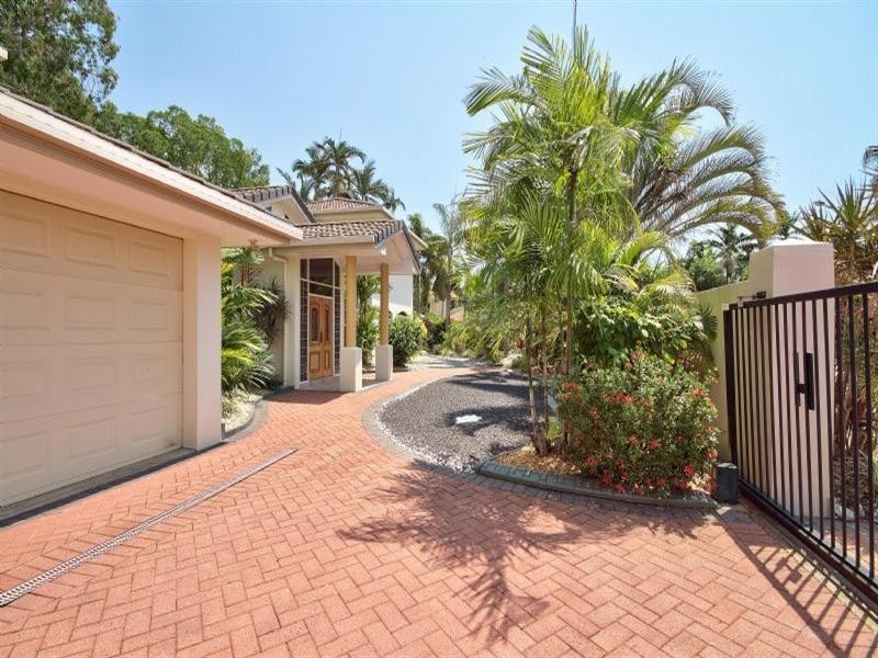 Clifton Beach QLD 4879