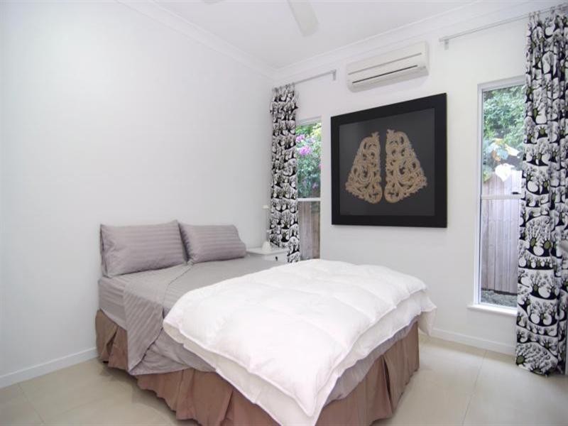 Clifton Beach QLD 4879