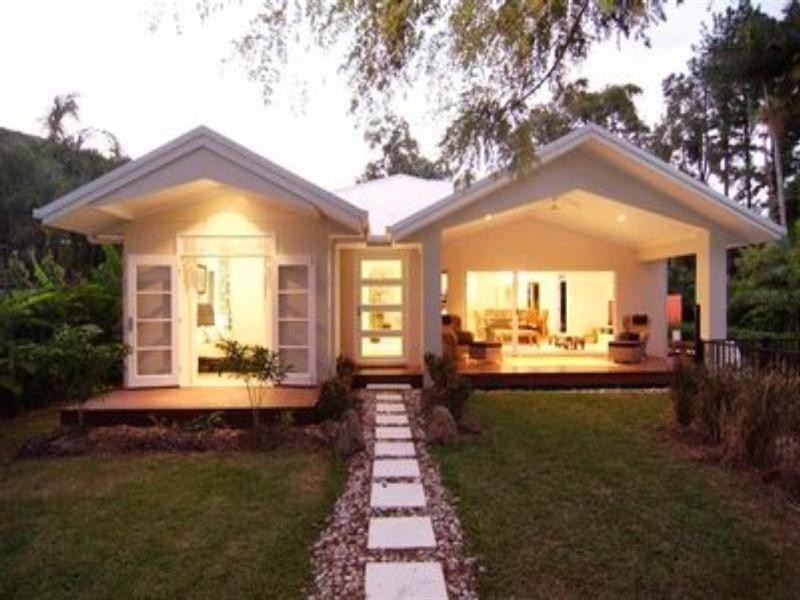 Clifton Beach QLD 4879