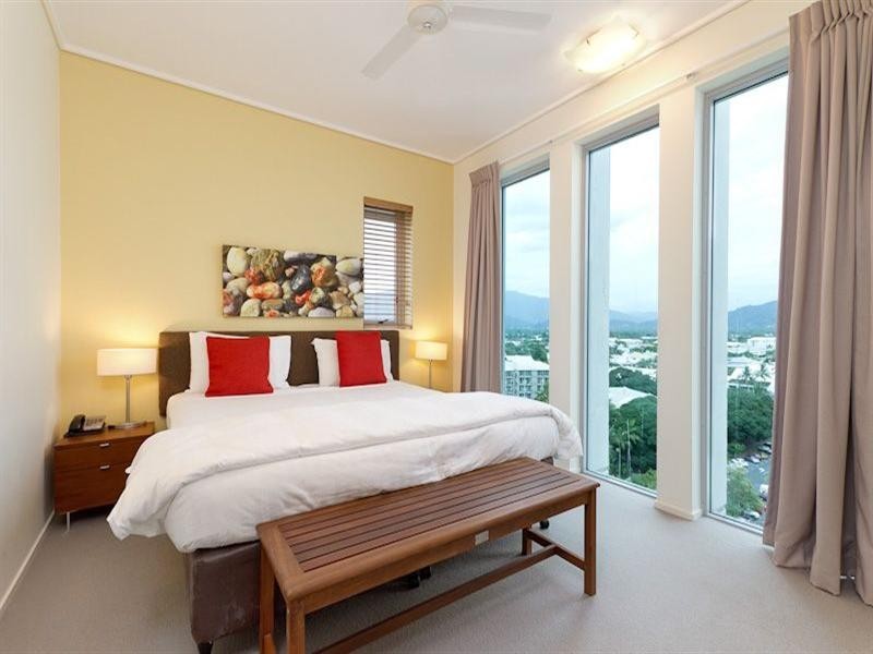 31205/99 The Esplanade, Cairns QLD 4870