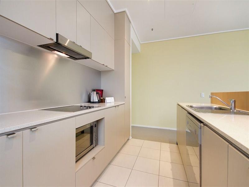 31205/99 The Esplanade, Cairns QLD 4870