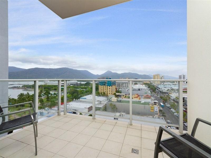 31205/99 The Esplanade, Cairns QLD 4870