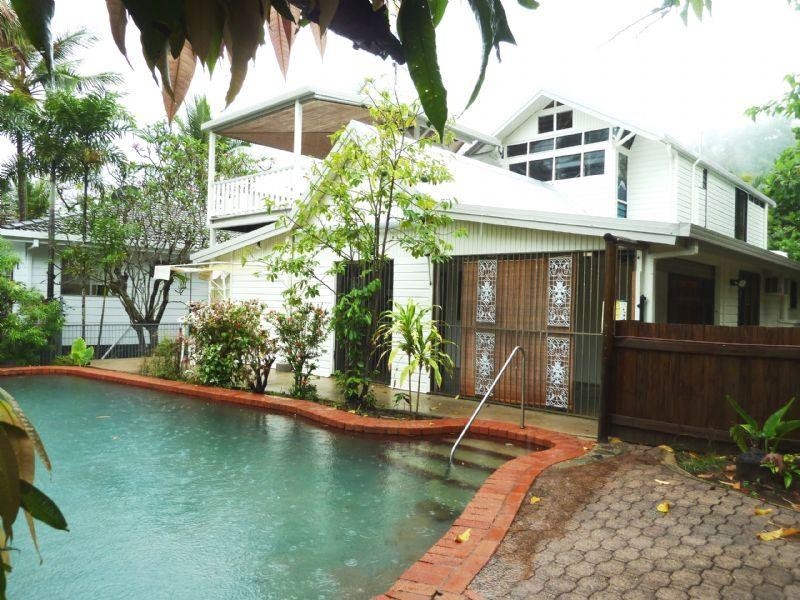 2 Possum Street, Trinity Beach QLD 4879
