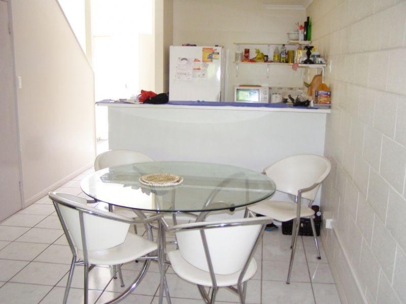 6/6 Tenni Street, Redlynch QLD 4870