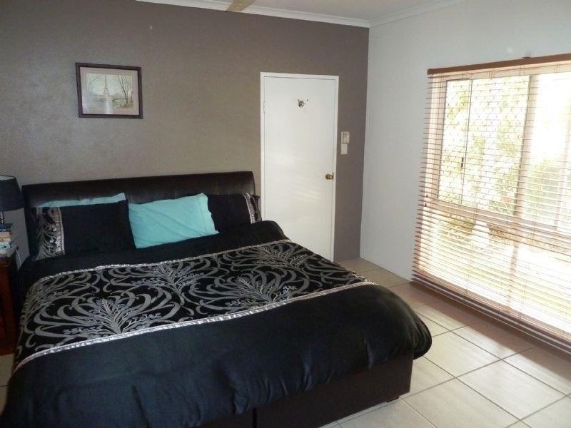 4 Bligh Close, Clifton Beach QLD 4879