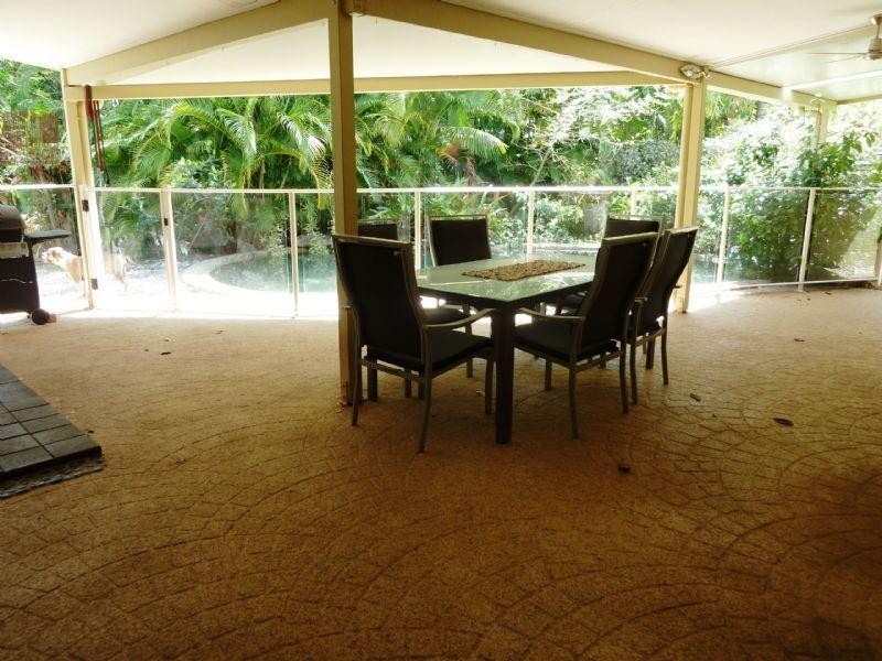 4 Bligh Close, Clifton Beach QLD 4879