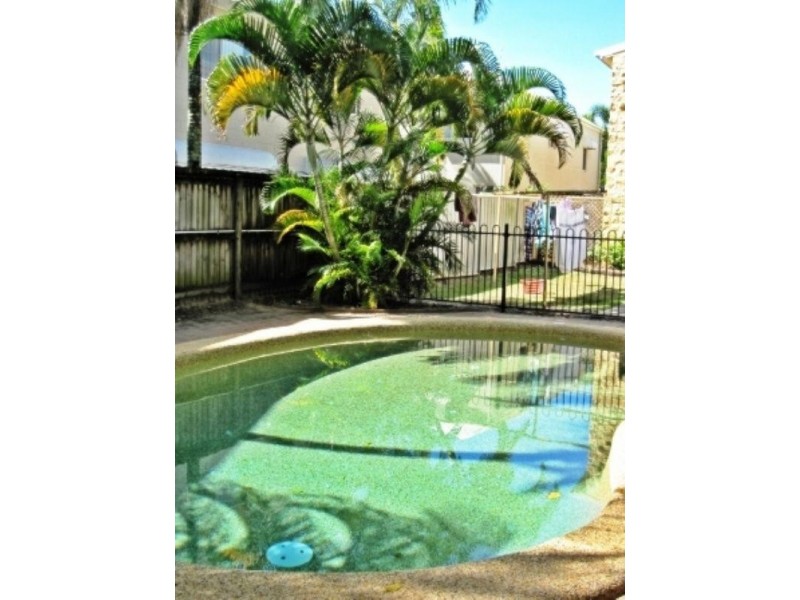 12/527 Varley Street, Yorkeys Knob QLD 4878