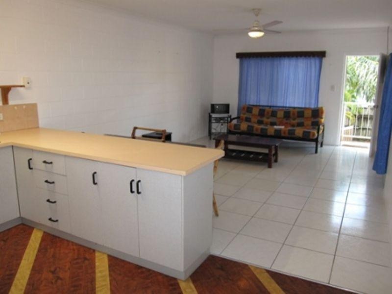 12/527 Varley Street, Yorkeys Knob QLD 4878