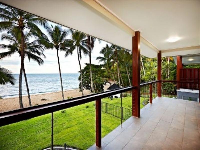 4 Peacock Street, Trinity Beach QLD 4879