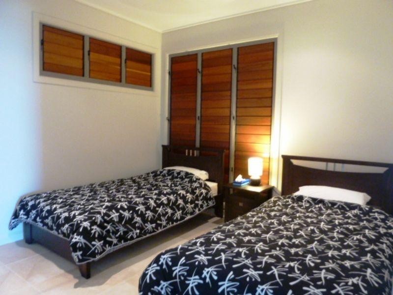 4 Peacock Street, Trinity Beach QLD 4879