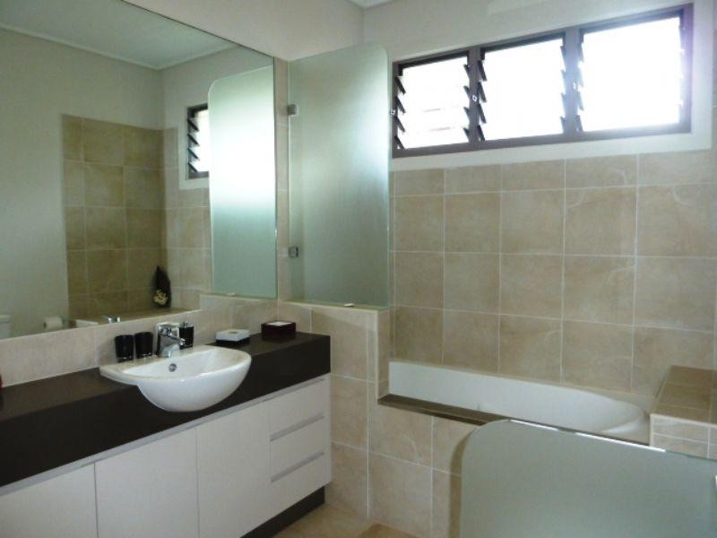 4 Peacock Street, Trinity Beach QLD 4879