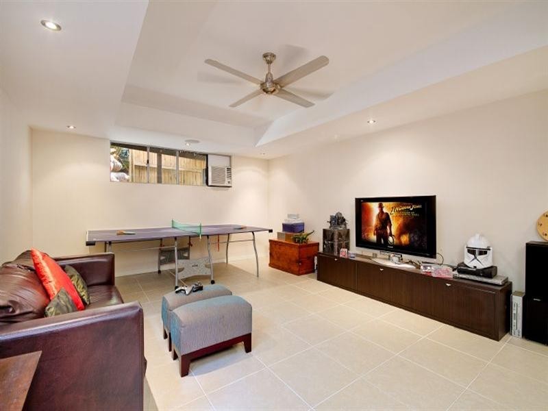 29 Savannah Street, Palm Cove QLD 4879