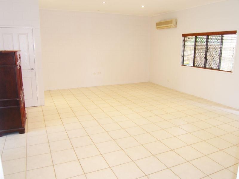 Trinity Beach QLD 4879