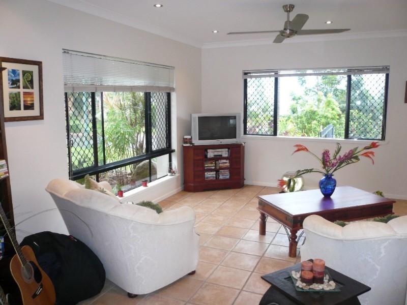 Trinity Beach QLD 4879