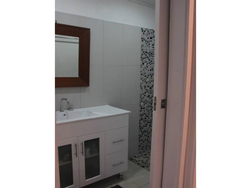 2 Granadilla Street, Holloways Beach QLD 4878