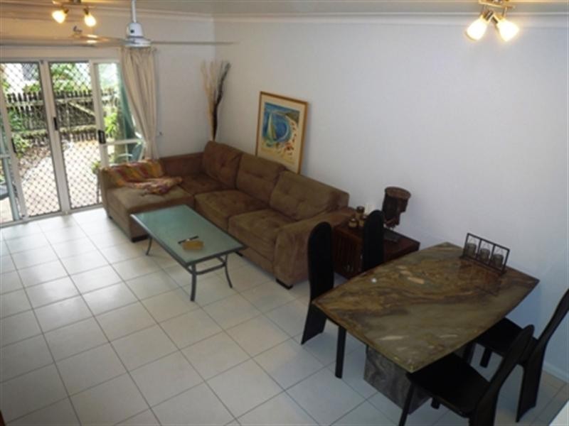 3/544 Varley Street, Yorkeys Knob QLD 4878