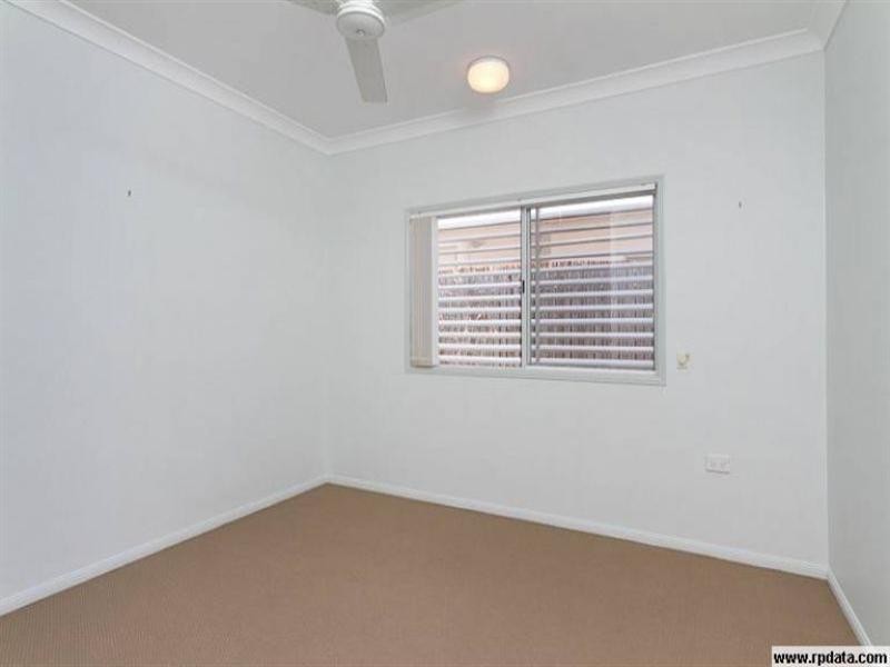 30 Eddy Street, Clifton Beach QLD 4879