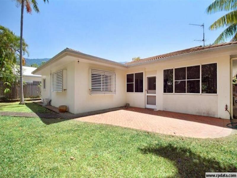 30 Eddy Street, Clifton Beach QLD 4879