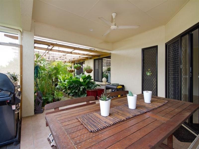 10 Vetiver Street, Trinity Park QLD 4879