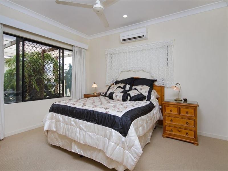 10 Vetiver Street, Trinity Park QLD 4879