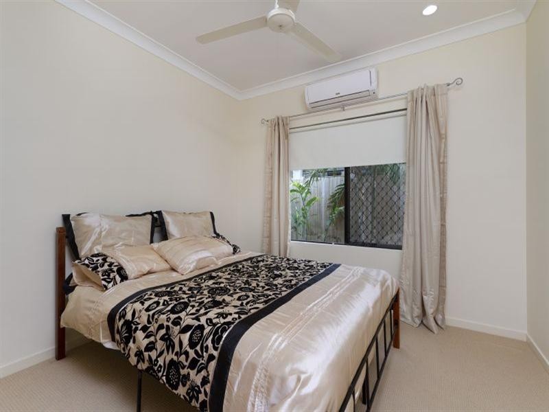 10 Vetiver Street, Trinity Park QLD 4879