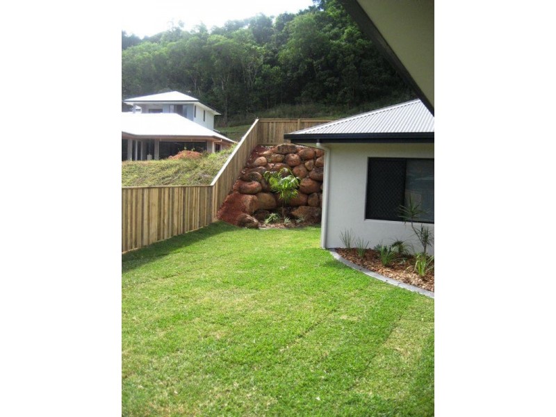 5 Wirrega Close, Caravonica QLD 4878