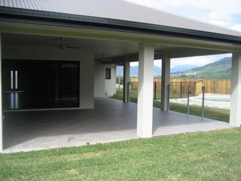 5 Wirrega Close, Caravonica QLD 4878