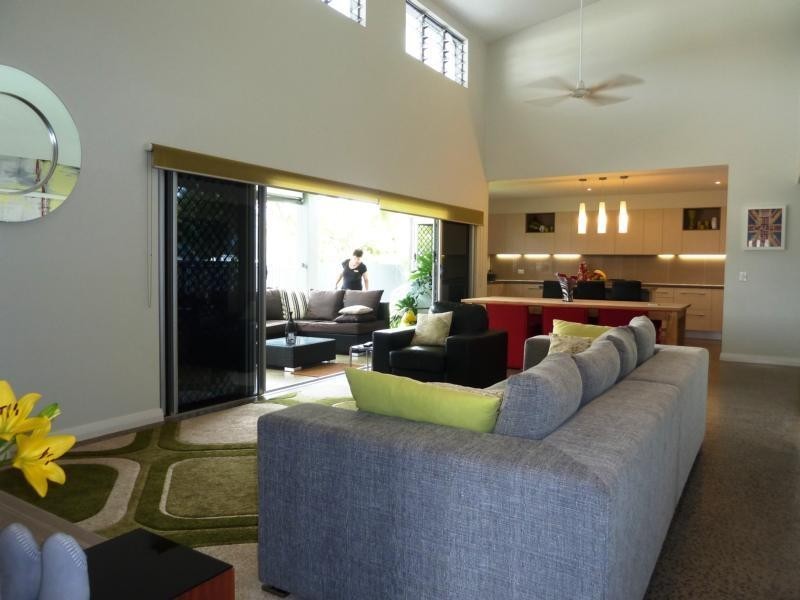 31 Catamaran Circuit, Trinity Beach QLD 4879