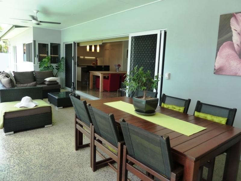 31 Catamaran Circuit, Trinity Beach QLD 4879