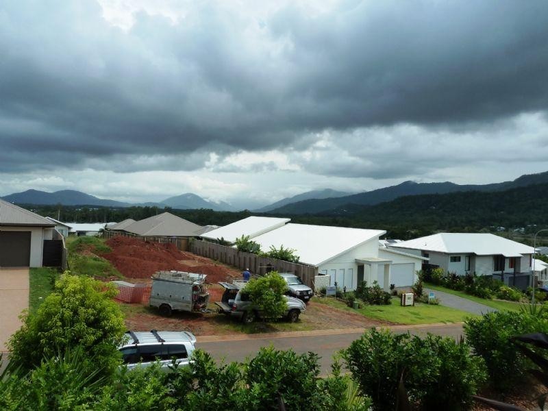 31 Catamaran Circuit, Trinity Beach QLD 4879