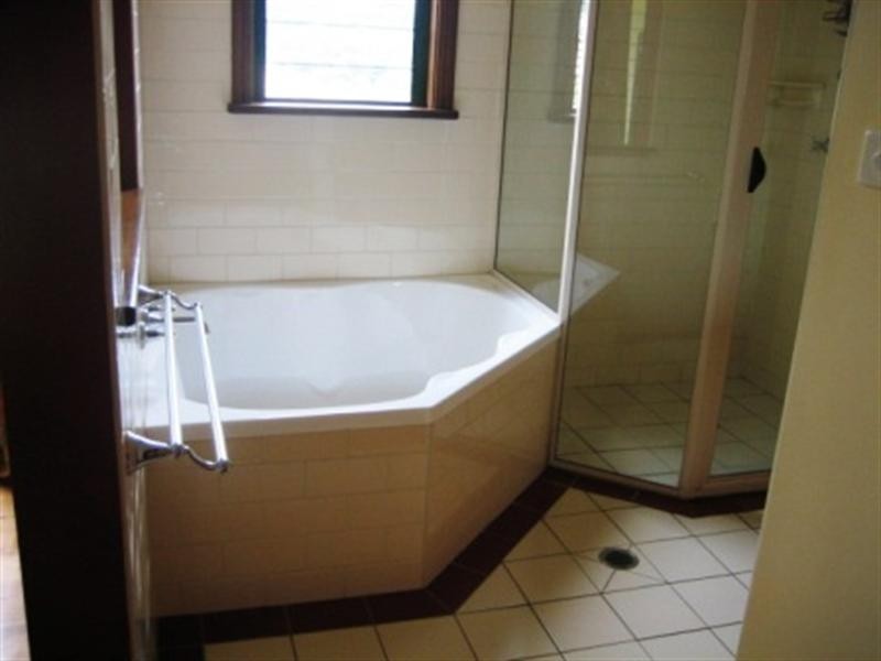 12 Crowsnest Terrace, Trinity Beach QLD 4879