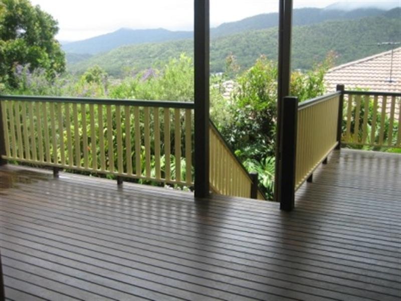 12 Crowsnest Terrace, Trinity Beach QLD 4879