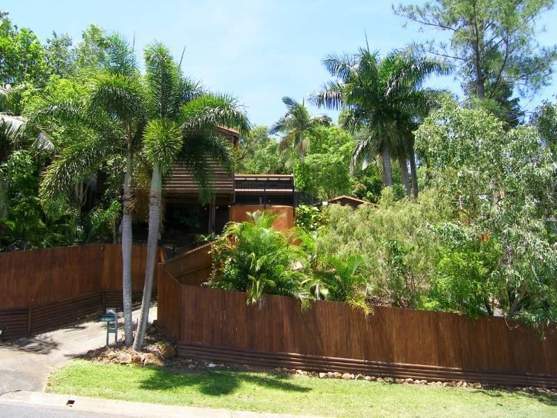 6 Darkin Close, Smithfield QLD 4878