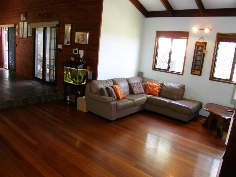 6 Darkin Close, Smithfield QLD 4878