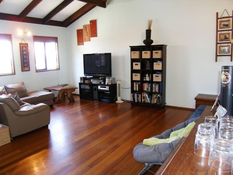 6 Darkin Close, Smithfield QLD 4878