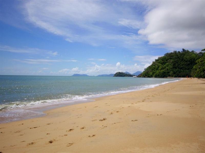 Trinity Beach QLD 4879