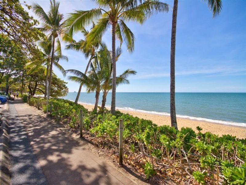 Trinity Beach QLD 4879