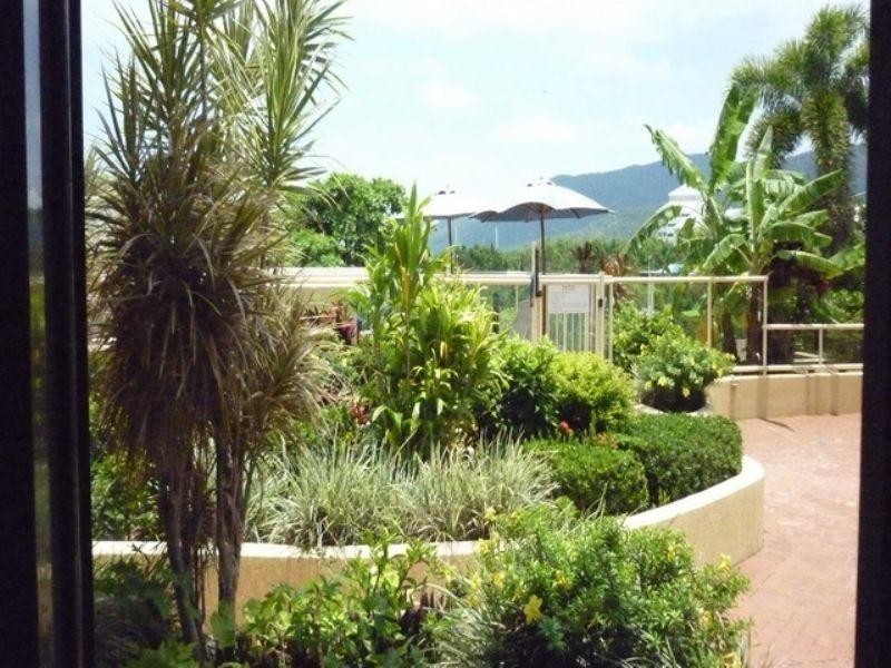 202/73 The Esplanade, Cairns QLD 4870