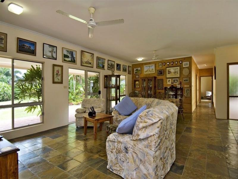 Kewarra Beach QLD 4879