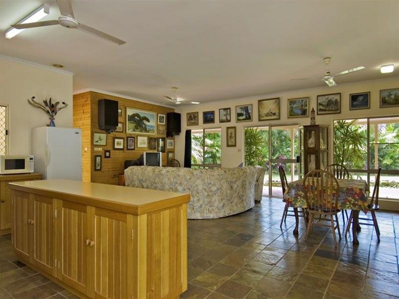 Kewarra Beach QLD 4879