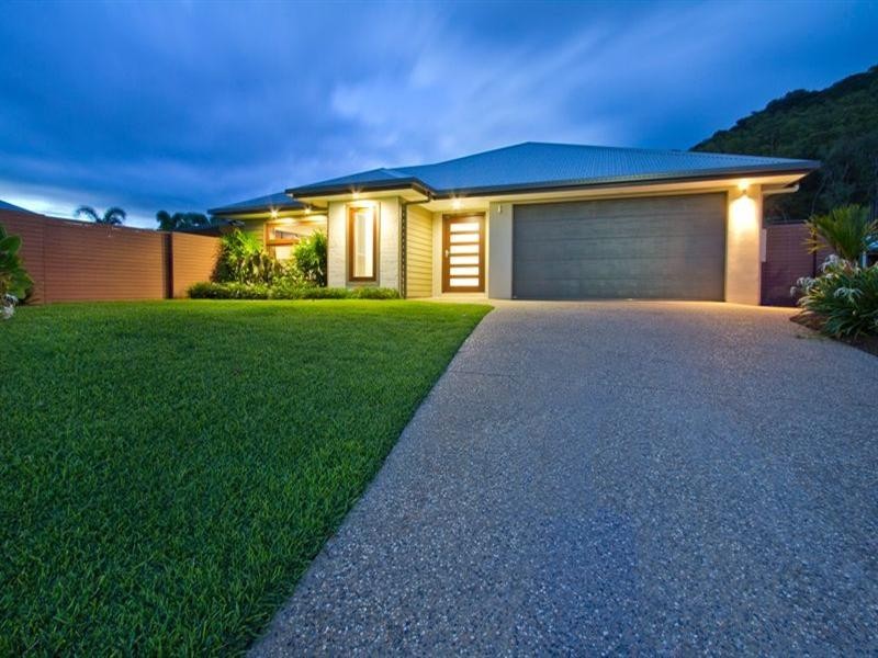 Trinity Beach QLD 4879