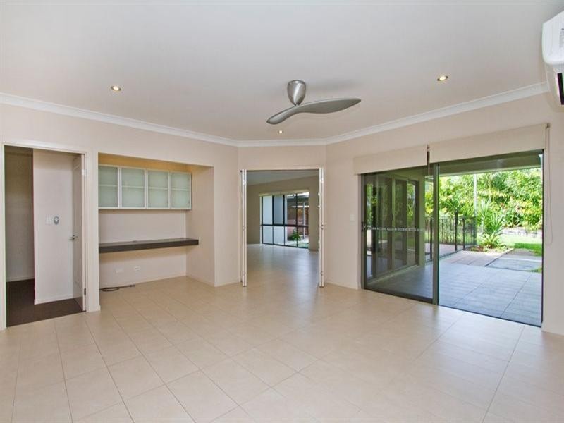 Trinity Beach QLD 4879