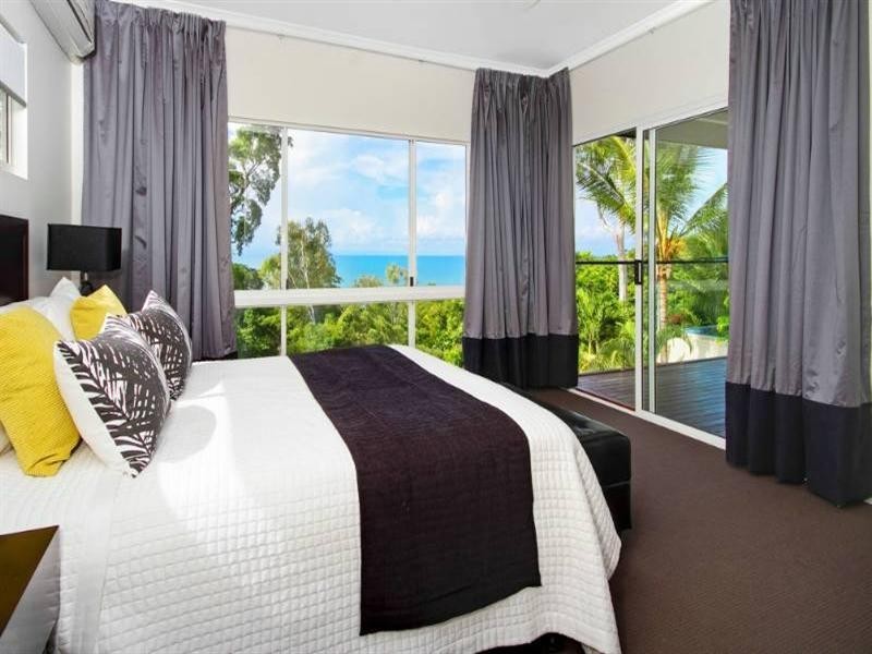 Trinity Beach QLD 4879