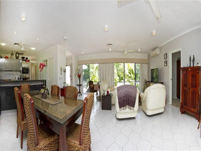 Kewarra Beach QLD 4879