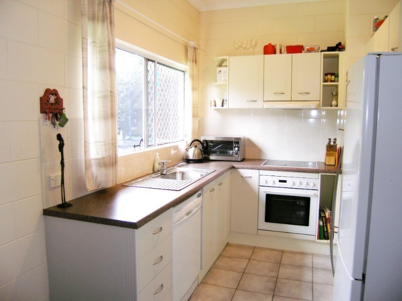 Clifton Beach QLD 4879