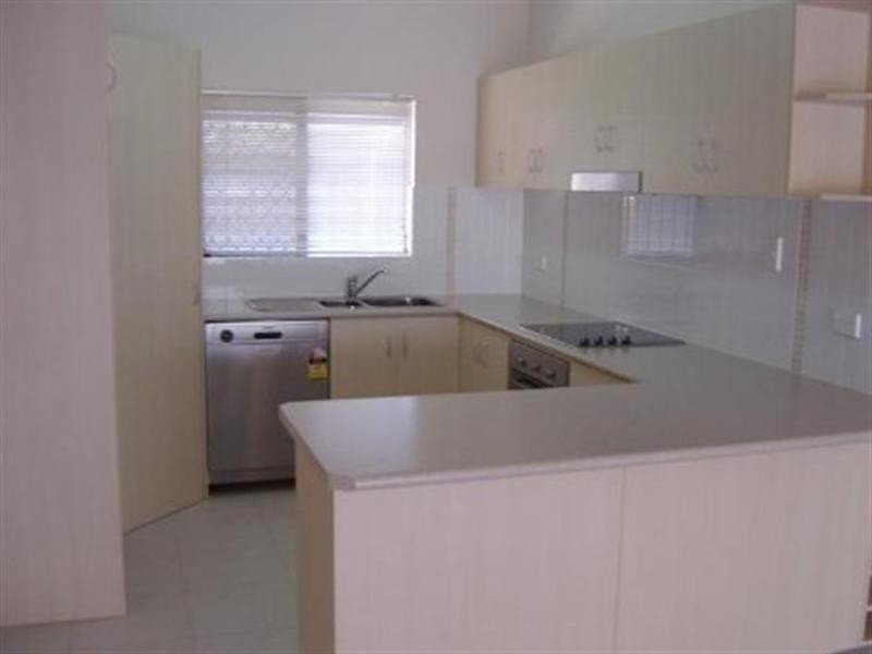 11/12 Oyster Court, Trinity Beach QLD 4879