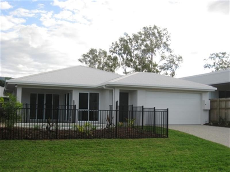 5b Natica Close, Trinity Beach QLD 4879