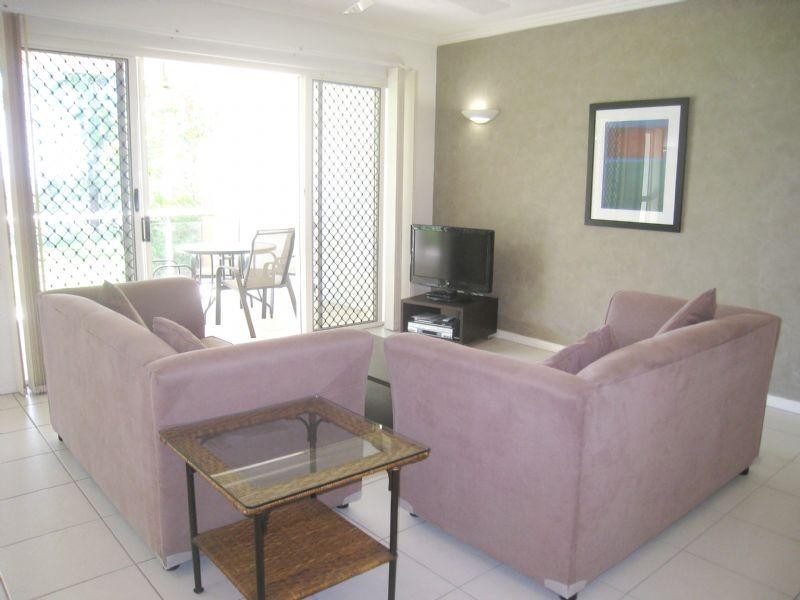 4/96 Moore Street, Trinity Beach QLD 4879