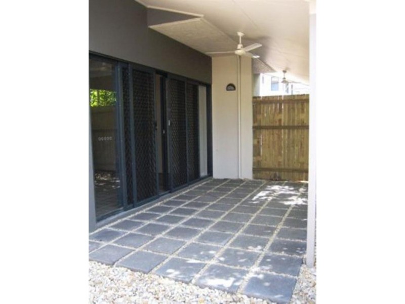 15/1766 Captain Cook Highway, Clifton Beach QLD 4879