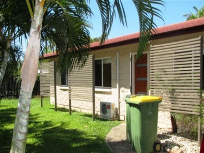 2/2 Strombus, Trinity Beach QLD 4879